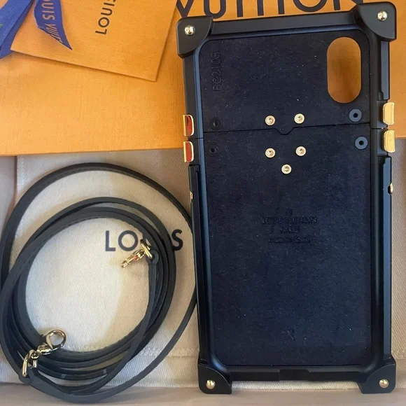 BRAND NEW LOUIS VUITTON EYE TRUNK WITH STRAP IPHONE X/XS (RARE ORIG.MONOGRAM) - Picture 6 of 8